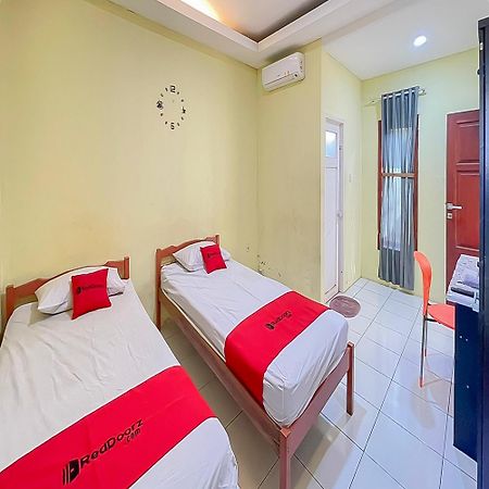 OYO 2025 Pondok Wahidin Cirebon Bagian luar foto